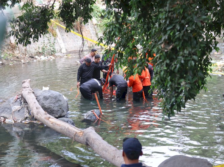 Respons Cepat Polres Blitar Kota dan Tim Jibom Brimob Polda Jatim Berhasil Evakuasi Bom Udara Aktif